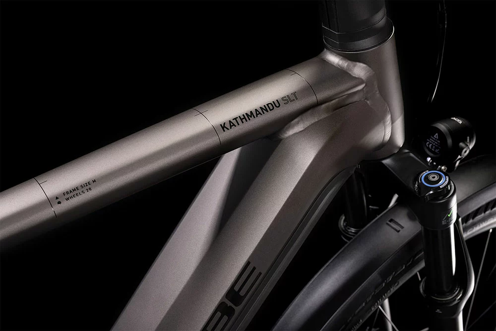 Cube Kathmandu Hybrid SLT 750 Grey´n´teak 2 Cube Kathmandu Hybrid SLT 750 Grey´n´teak – Bild 2