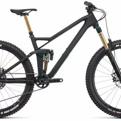 Cube Stereo 140 HPC SLT 27.5 Carbon´n´black