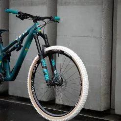 Onza Porcupine TRC 29x2.40 White Edition Faltreifen 5 Onza Porcupine TRC 29x2.40 White Edition Faltreifen -Cube Fahrradladen DSC00519 1 2400x3000 2