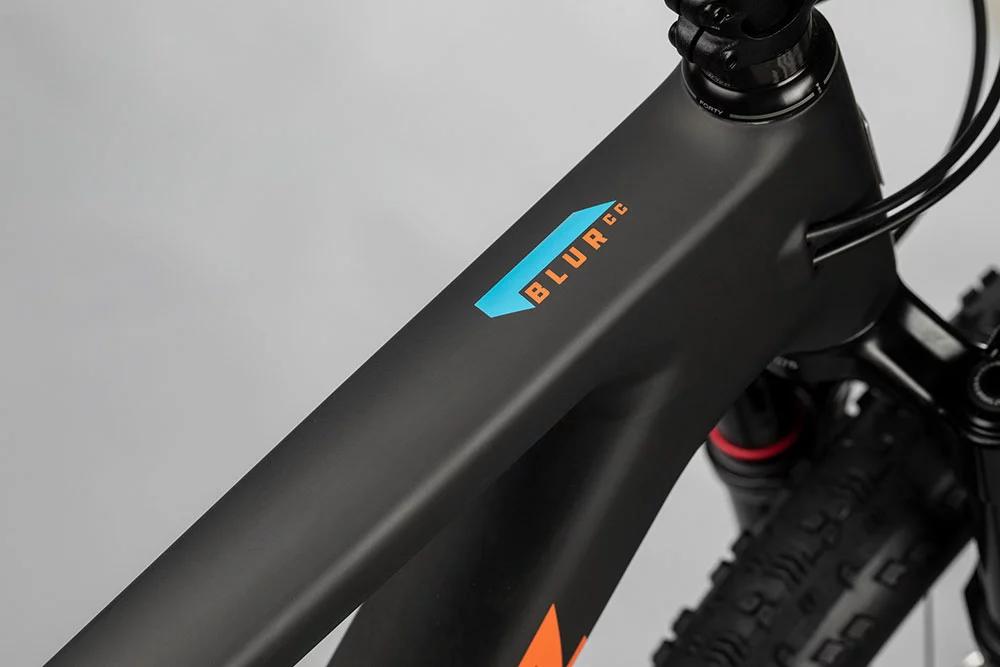 Santa Cruz Blur CC X01 AXS RSV 2 Santa Cruz Blur CC X01 AXS RSV – Bild 2